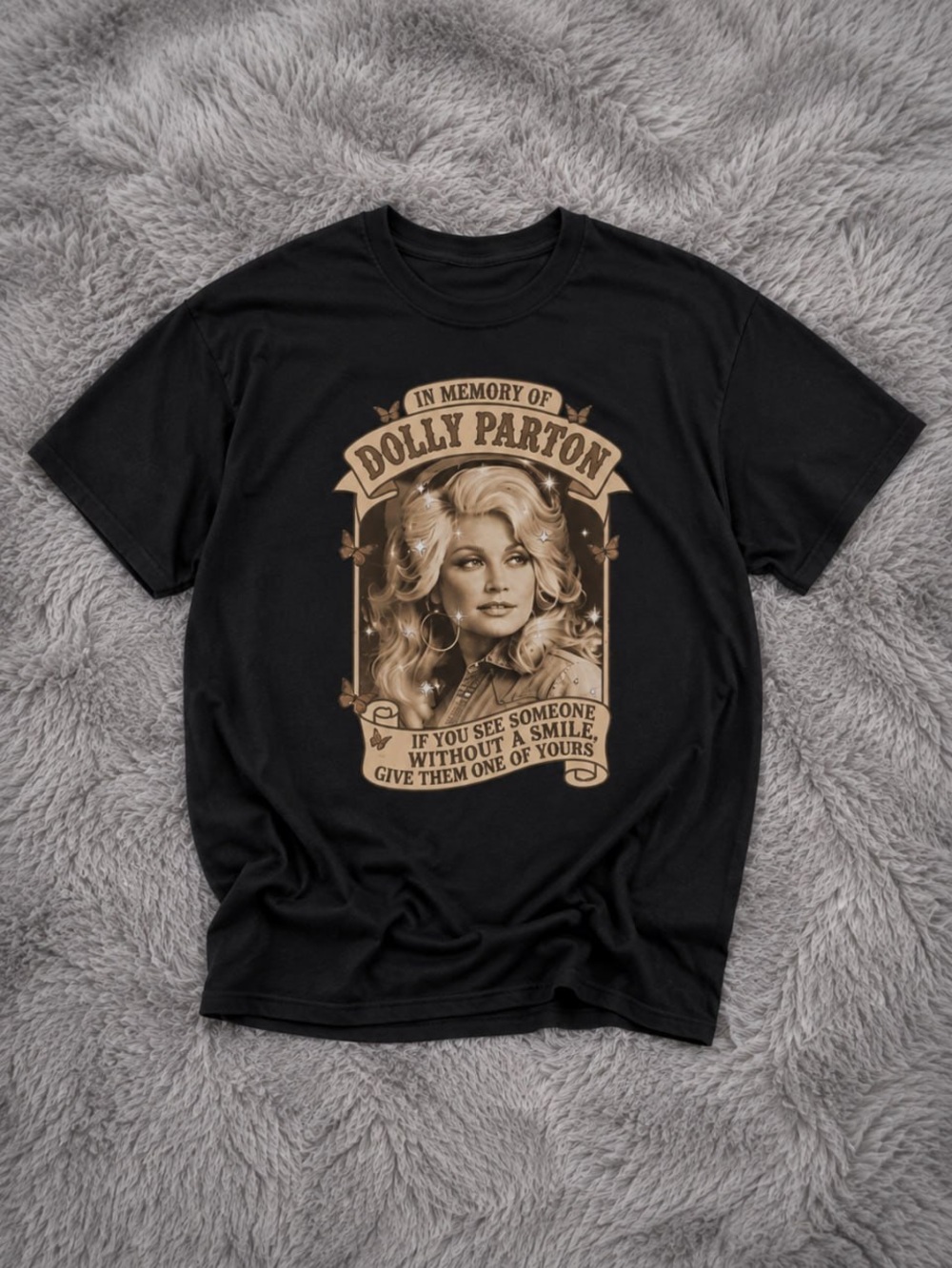 Gildan Black Women's 'In Memory of Dolly Parton' Graphic Tee